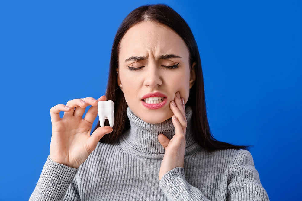 6 unhealthy habits that can damage one’s teeth